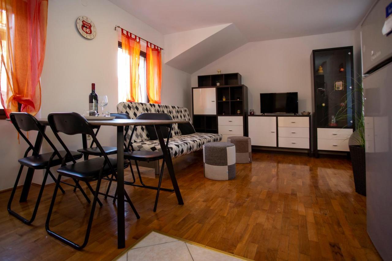 Apartment Kika Pula Exterior foto