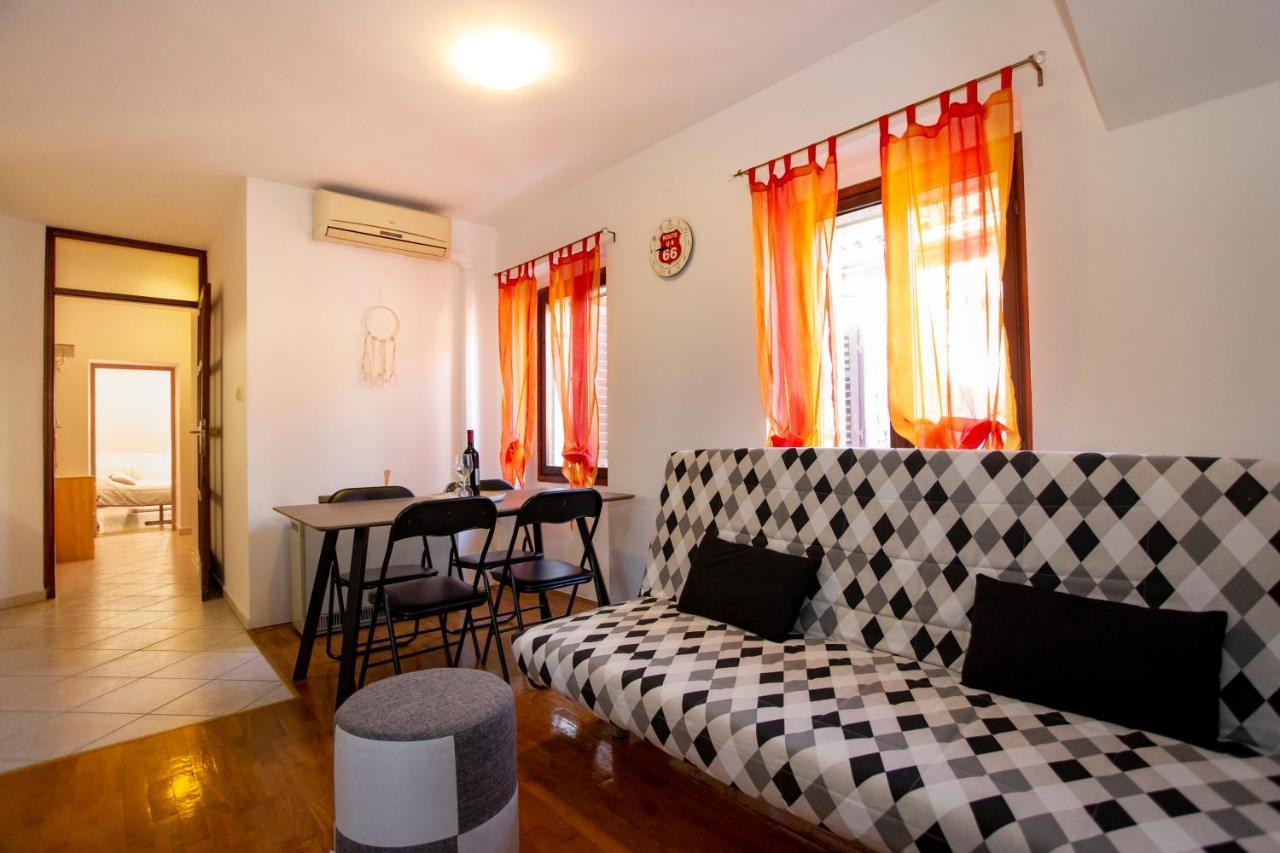 Apartment Kika Pula Exterior foto